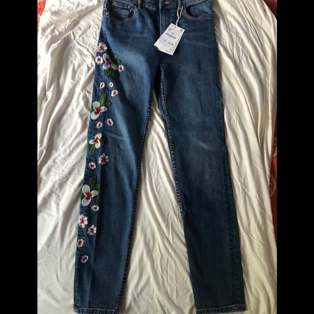Zara Trafaluc high waist embroidered skinny jeans